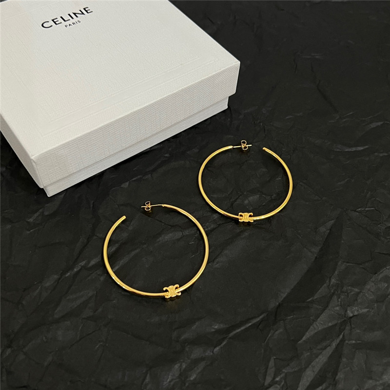 Ce1i*e new earrings