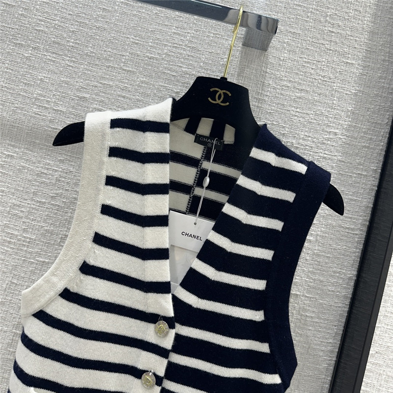 Ch**el contrast striped cashmere vest replica clothing sites