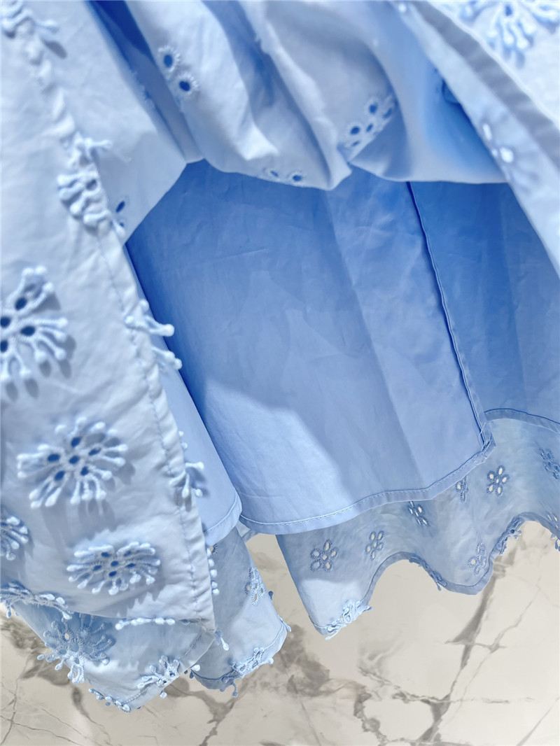 Va1e*ntin0 hollow embroidered skirt replicas clothes