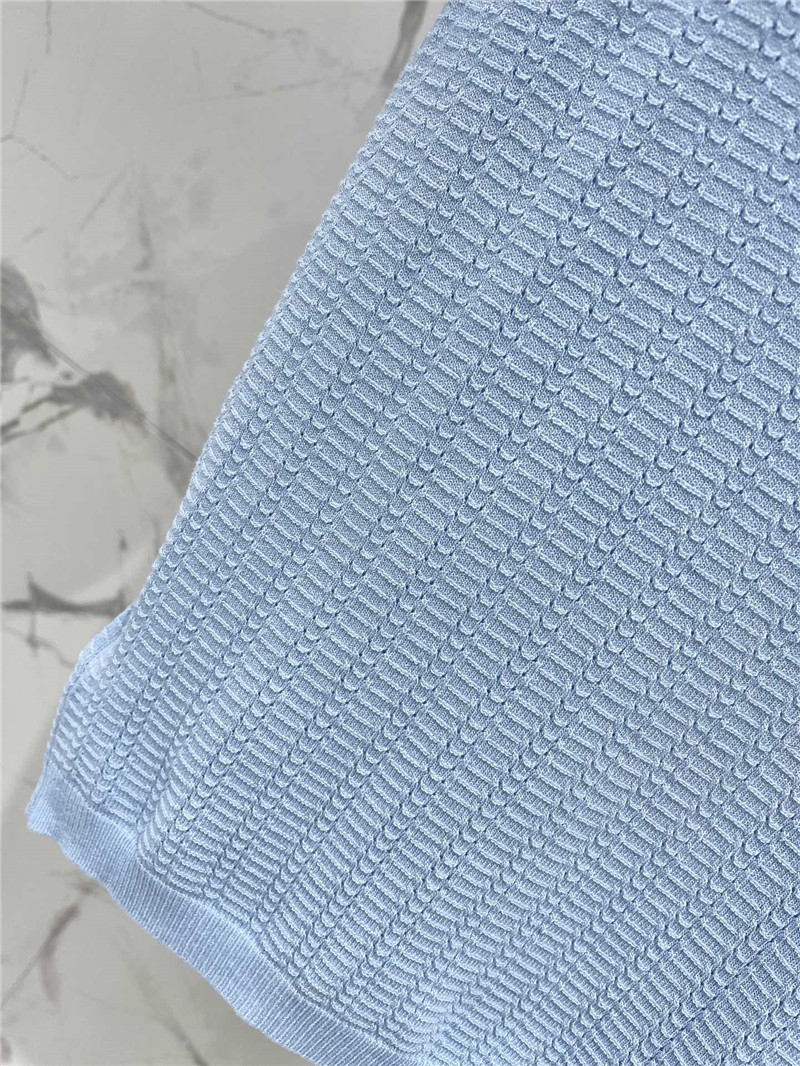 Ch**el u-neck short sleeve blue tee