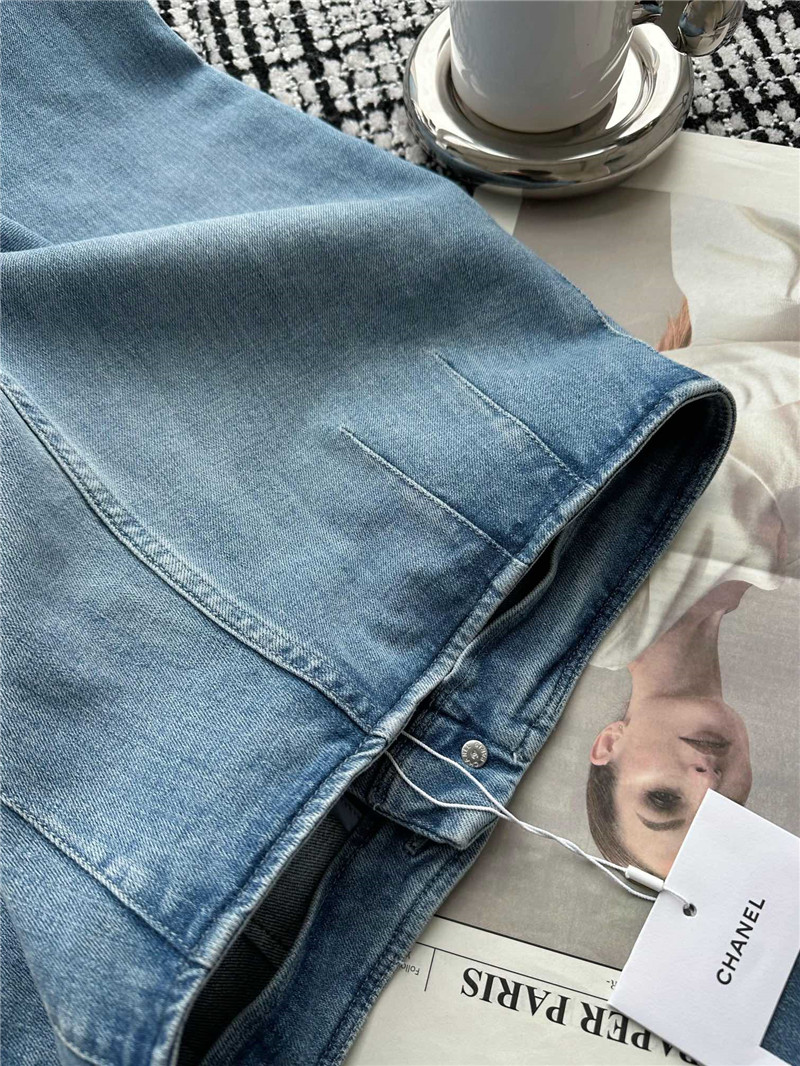 Chanel Double Pocket Embroidered Jeans