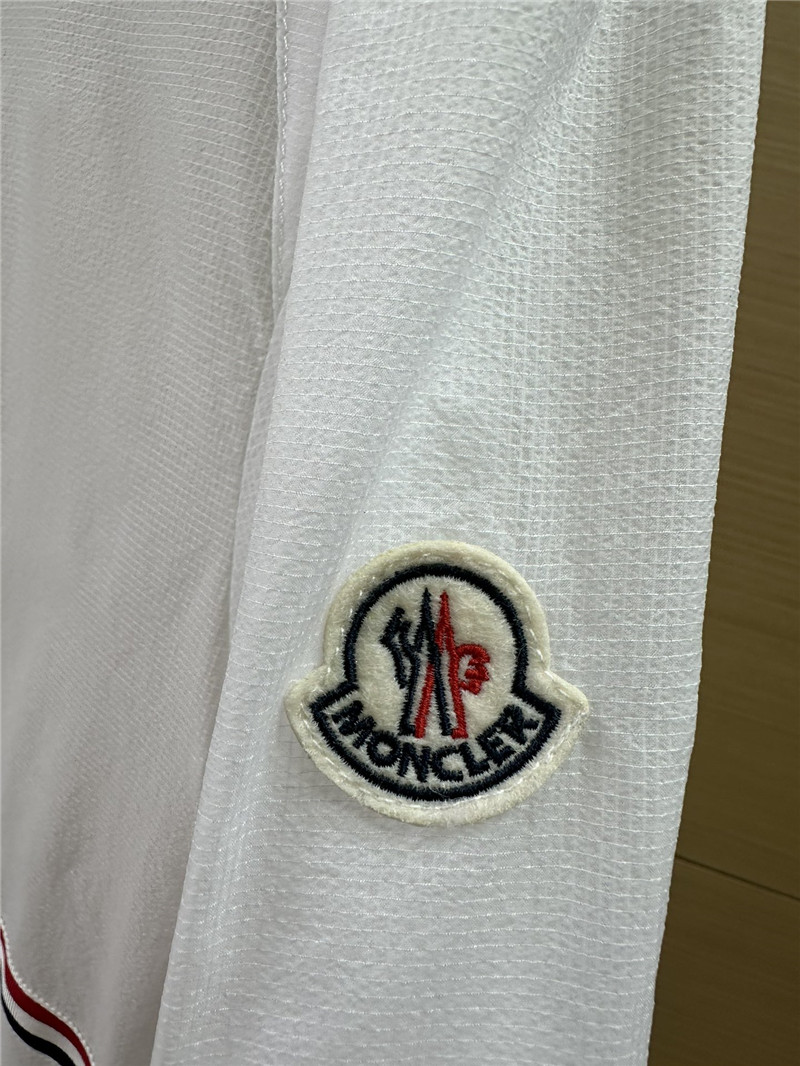 Moncler lightweight anti-tank jacket replicas clothes