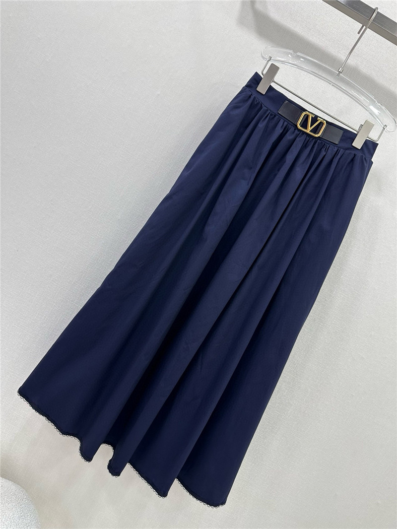 Va1e*ntin0 high waist slimming long skirt replica clothing sites
