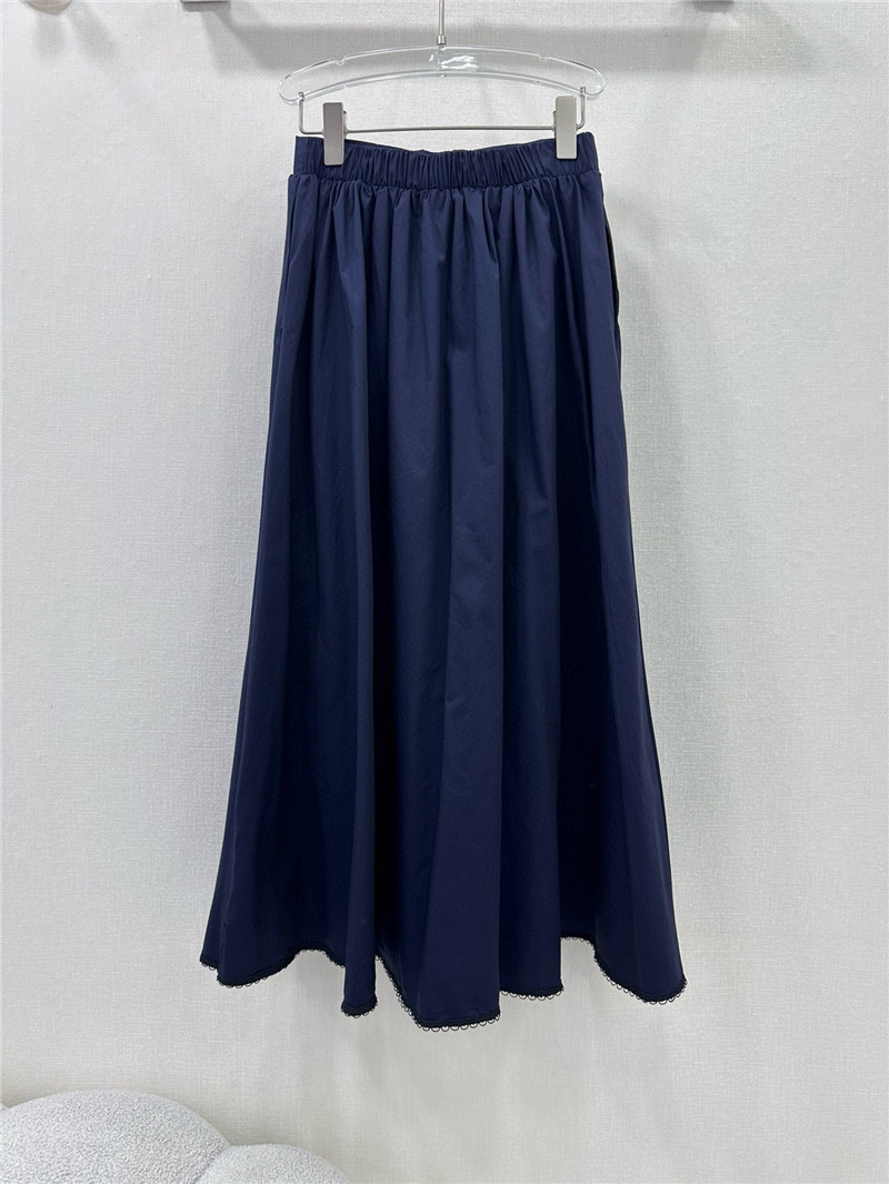 Va1e*ntin0 high waist slimming long skirt replica clothing sites