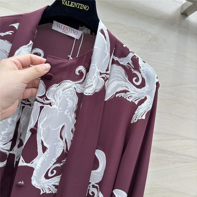Va1e*ntin0 silk shirt replica designer clothing websites