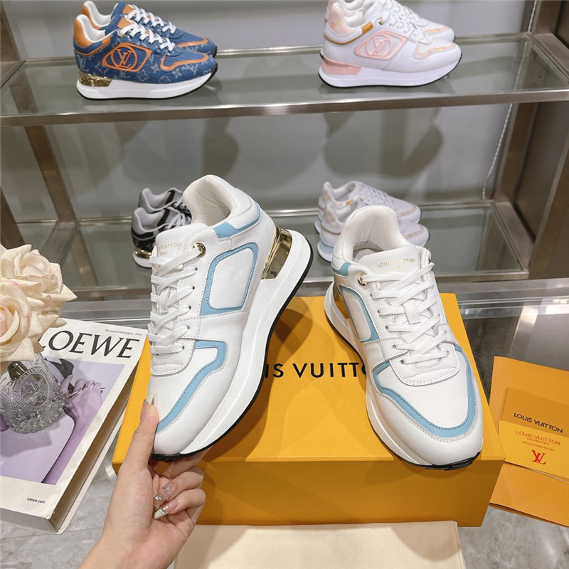 l0vis Vvtt0n lv run away sneakers in light blue
