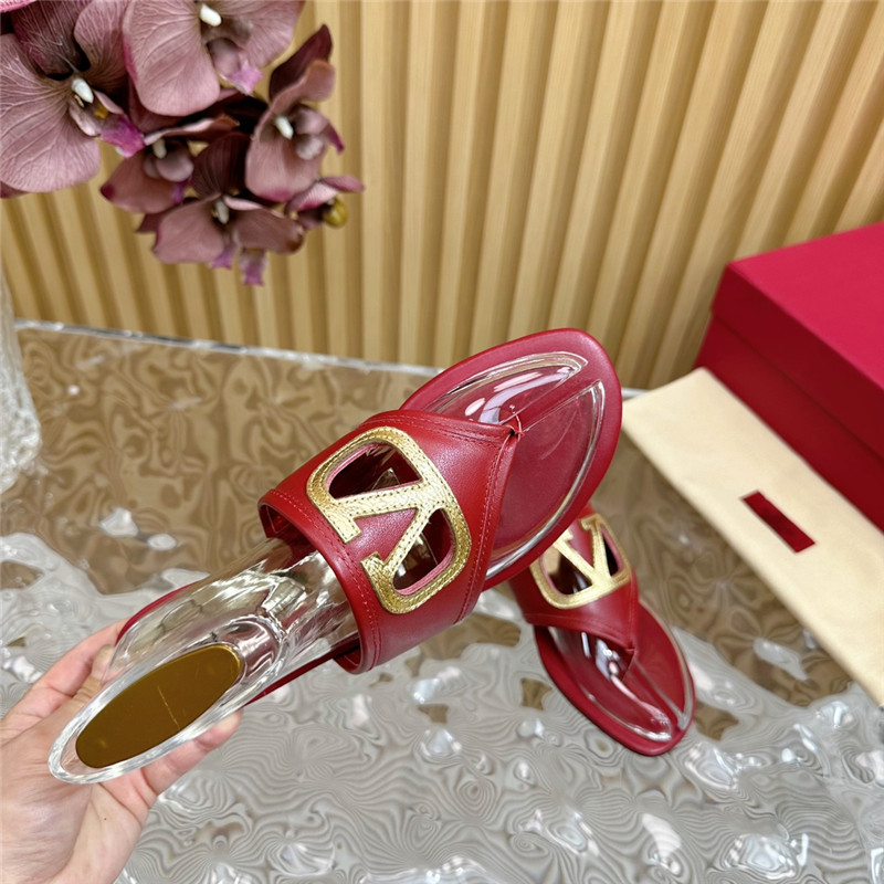 va1e*ntin0 hollow logo slippers Marg*e1a replica shoes