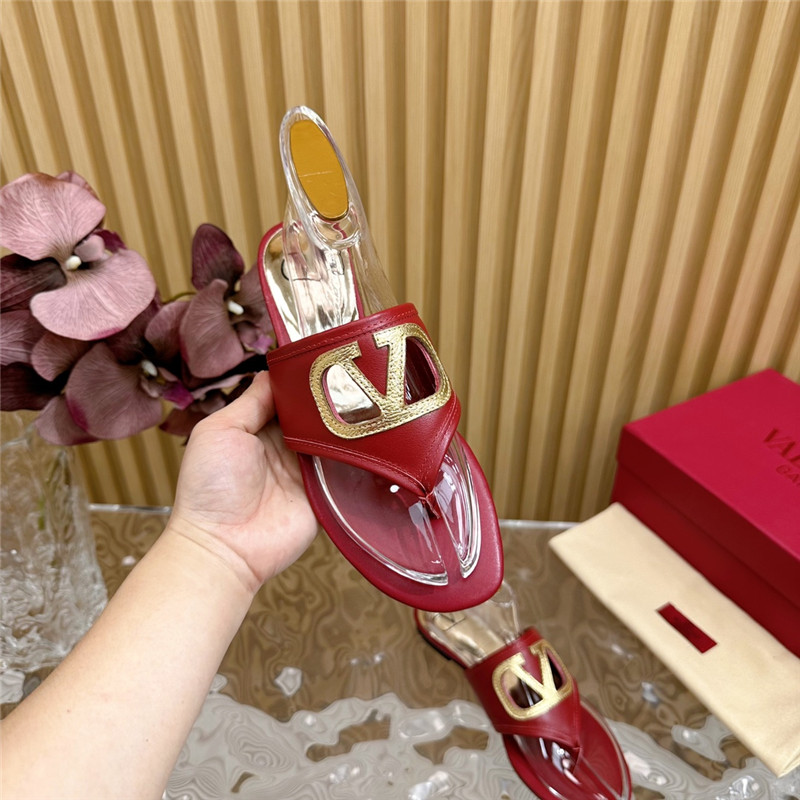 va1e*ntin0 hollow logo slippers Marg*e1a replica shoes