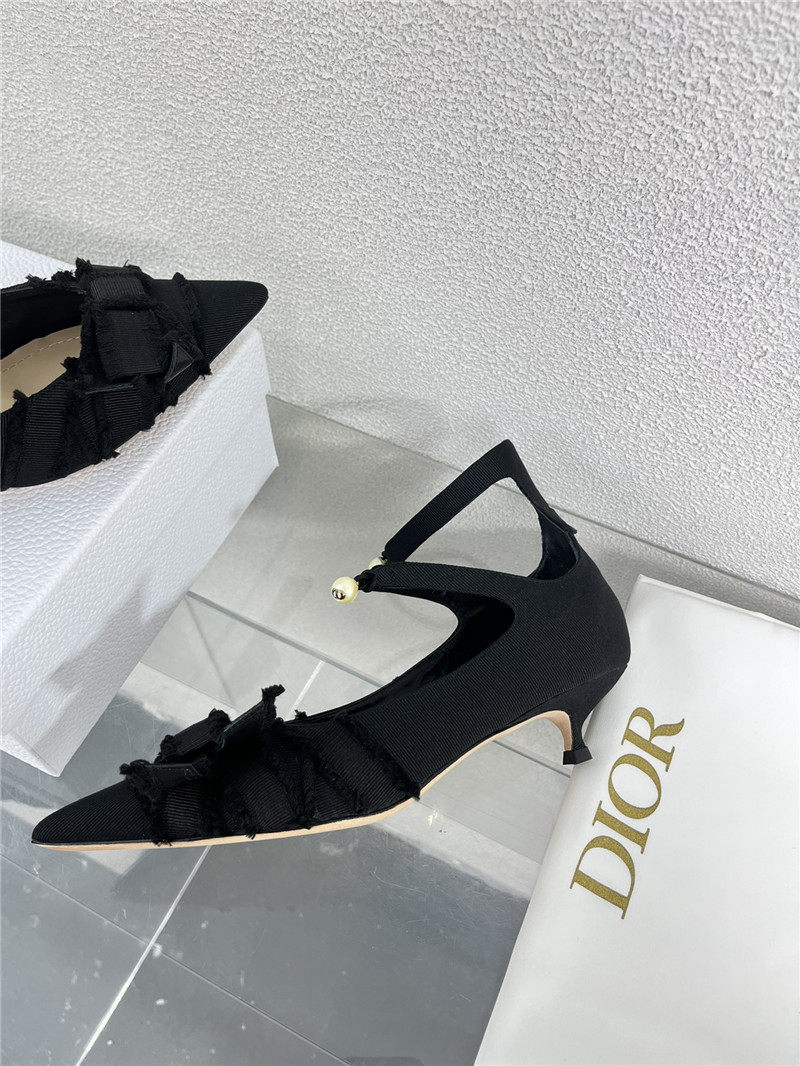 D10r bow cd embroidery series sandals best replica shoes website