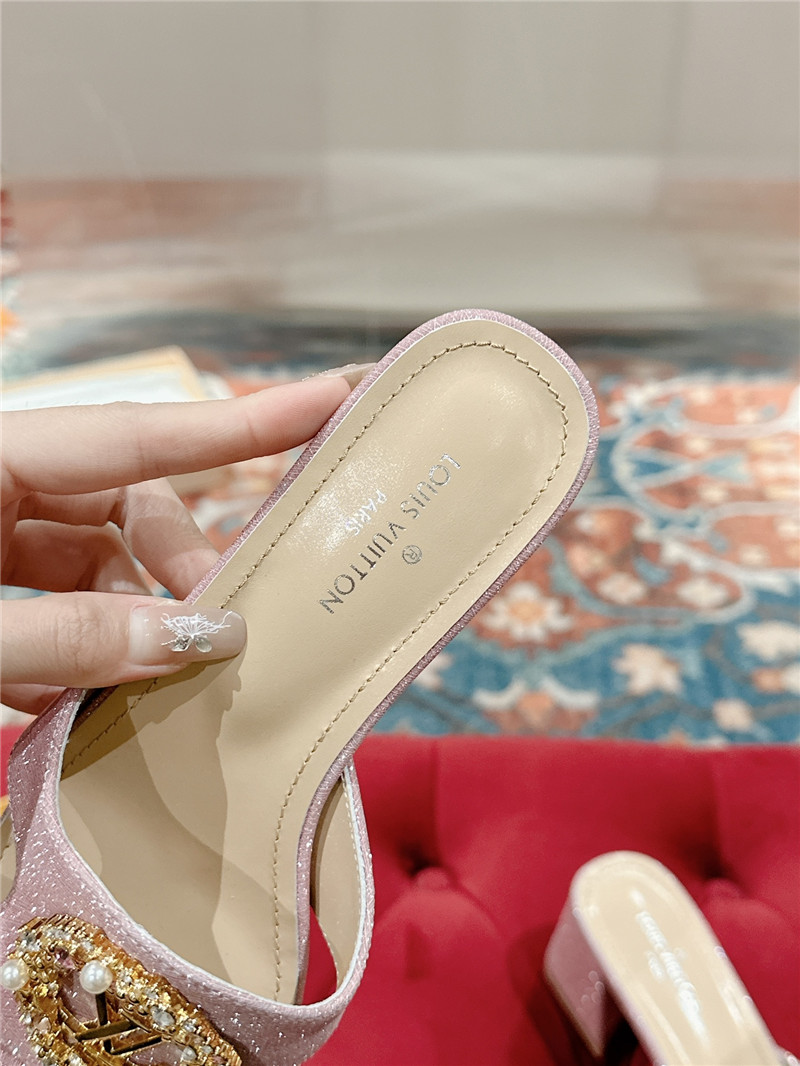 l0vis vvtt0n lv thick heel sandals ma1s0n Marg*e1a replica shoes
