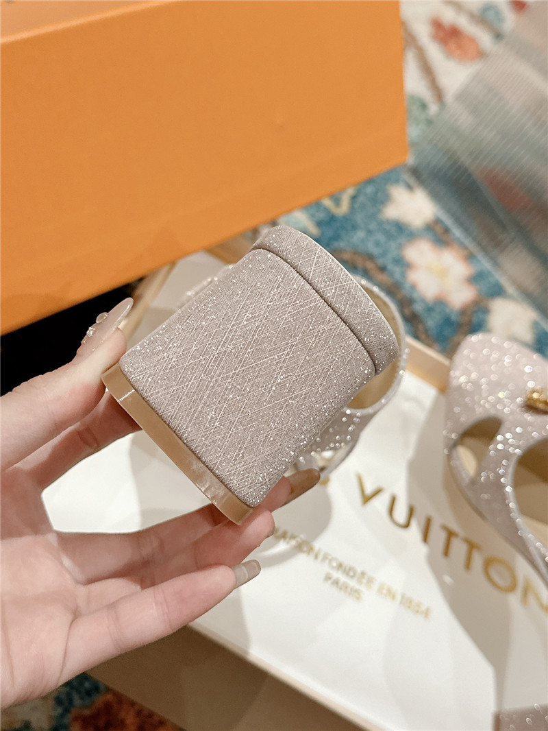 l0vis vvtt0n lv thick heel sandals ma1s0n Marg*e1a replica shoes