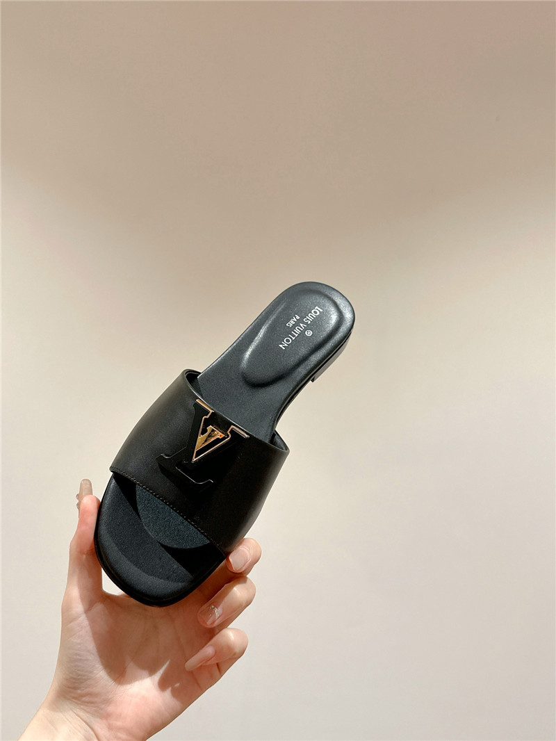 l0vis Vvtt0n lv flat sandals best replica shoes website