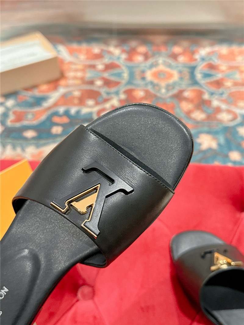 l0vis Vvtt0n lv flat sandals best replica shoes website
