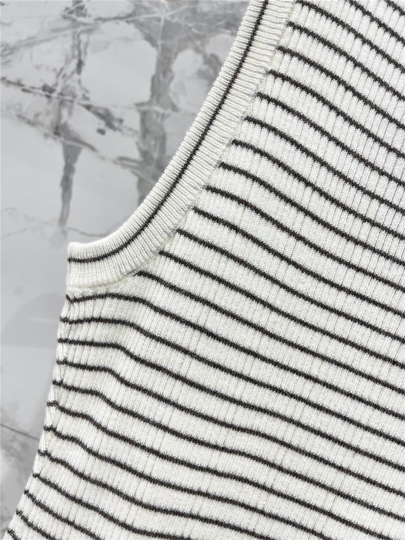 M1um1u striped intercolor vest replica clothing