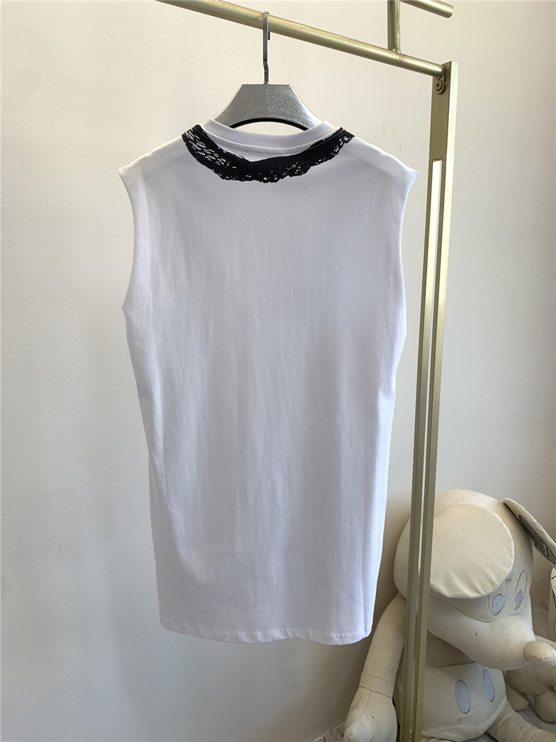 Vanitoo round neck sleeveless T-shirt replica clothing