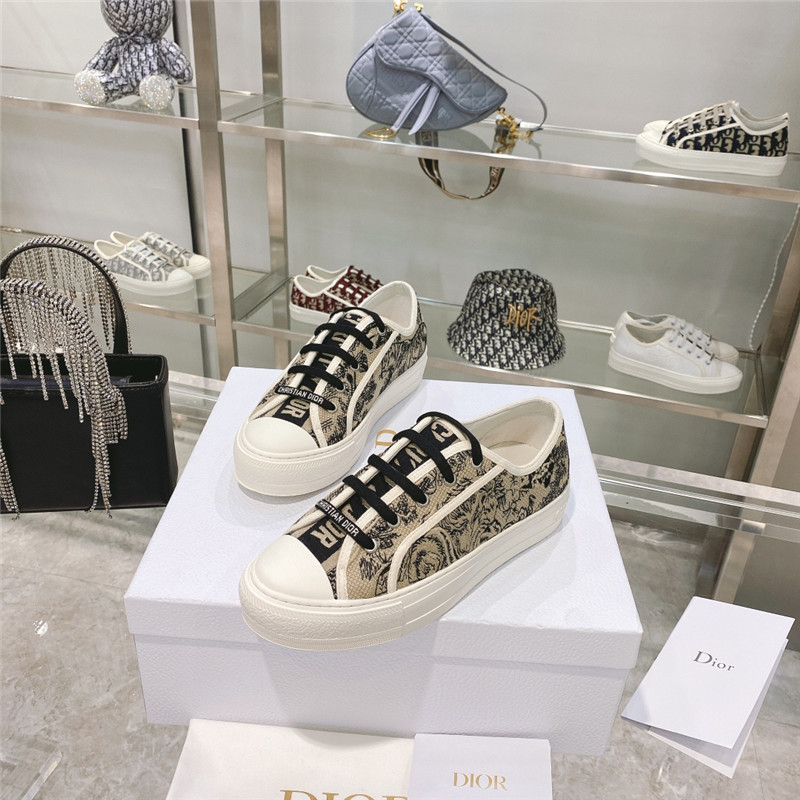 Dior Walk’n Sneakers