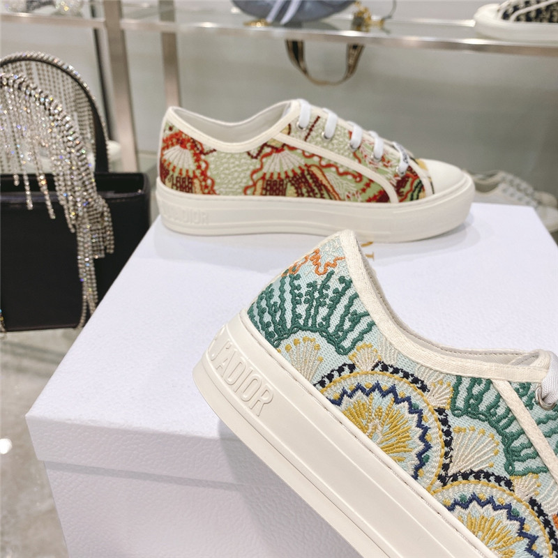 D10r walk’n sneakers women