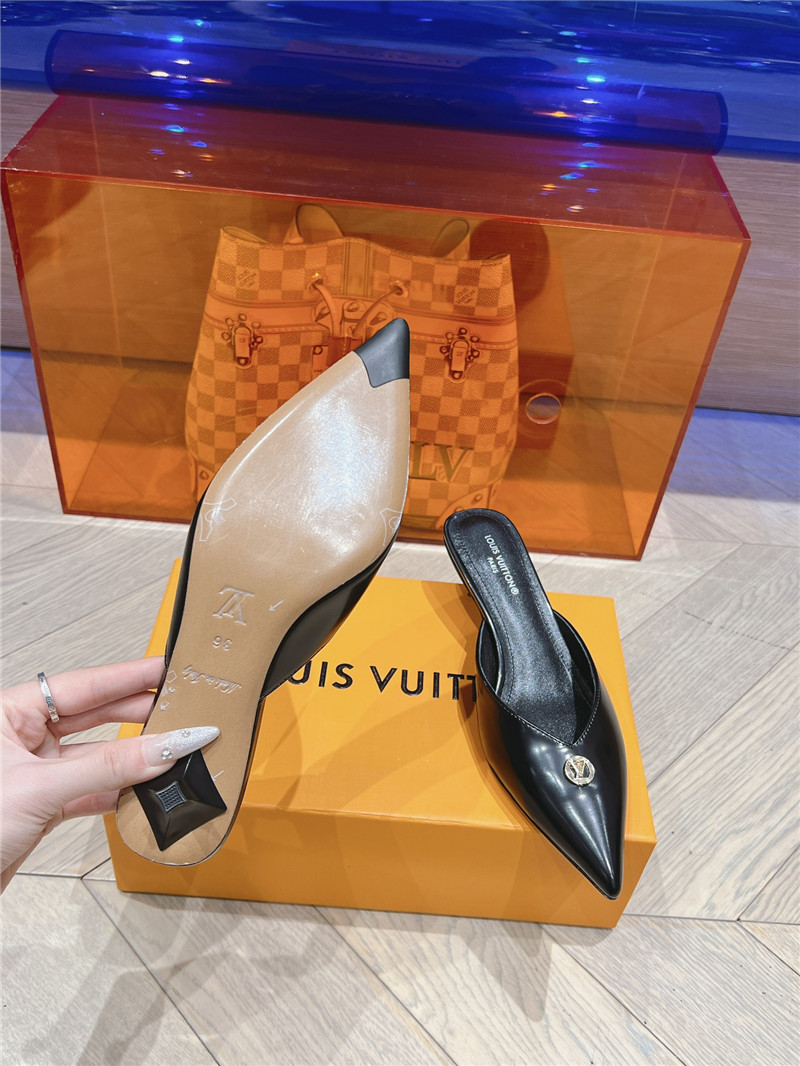 l0vis Vvtt0n lv pointed toe high heel sandals replica shoes
