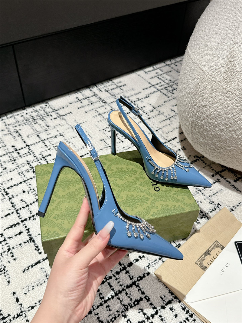 Gvc*1 light blue patent leather slingback pumps