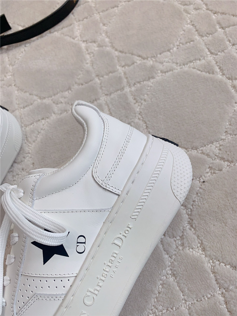 D10r platform green sneakers in white