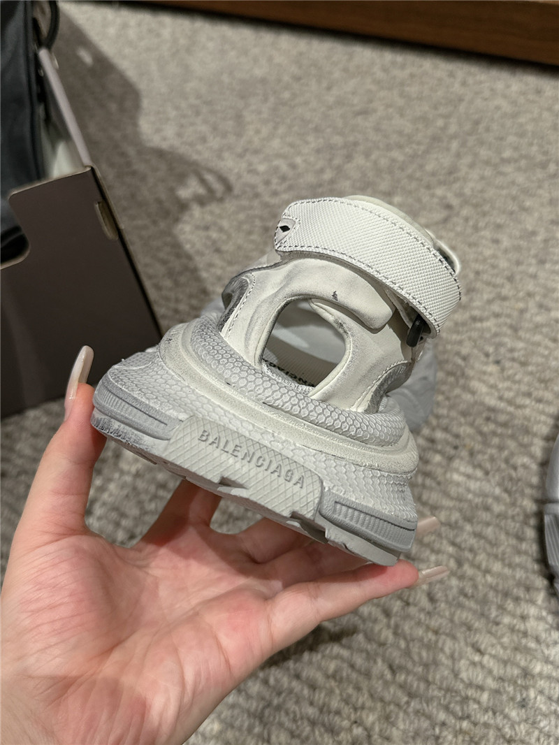 Ba1en*iaga beach sandals replica designer shoes