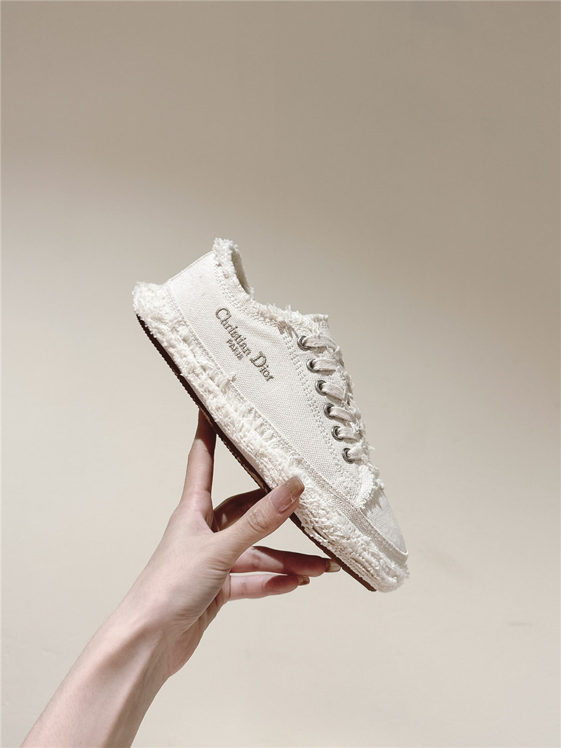 D10r ff lace-up canvas sneakers