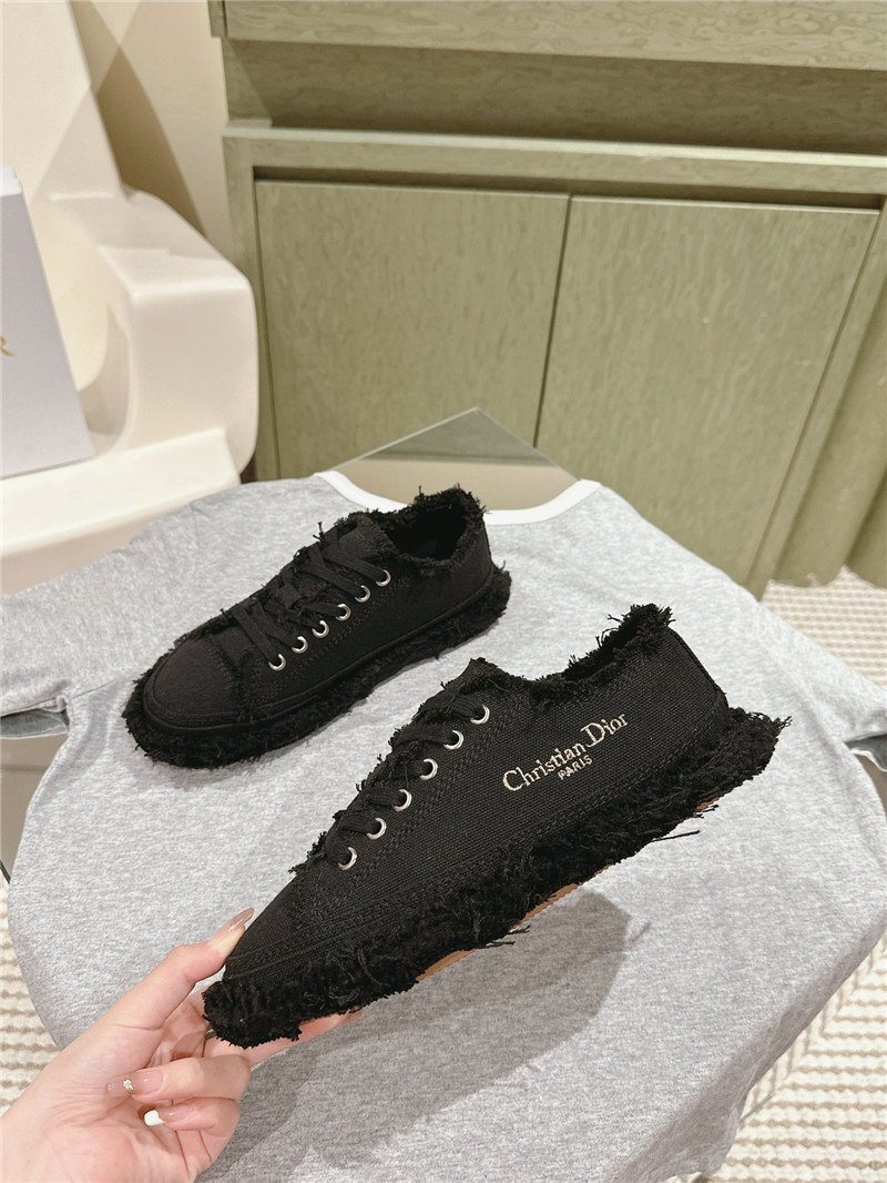 D10r ff black lace-up canvas sneakers