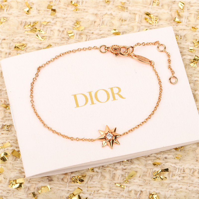 dior eight-pointed star bracelet