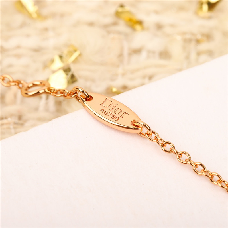 dior eight-pointed star bracelet