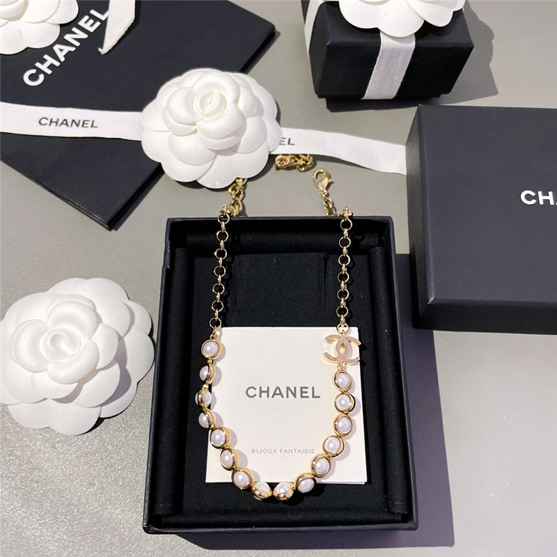 Chanel small incense necklace