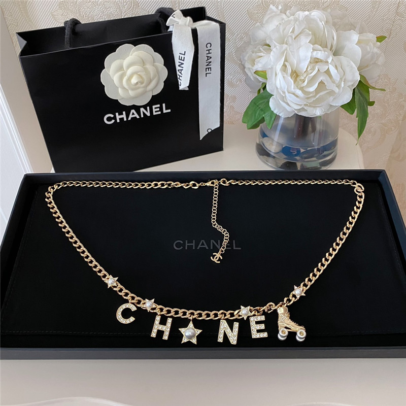Chanel letter roller skates waist chain