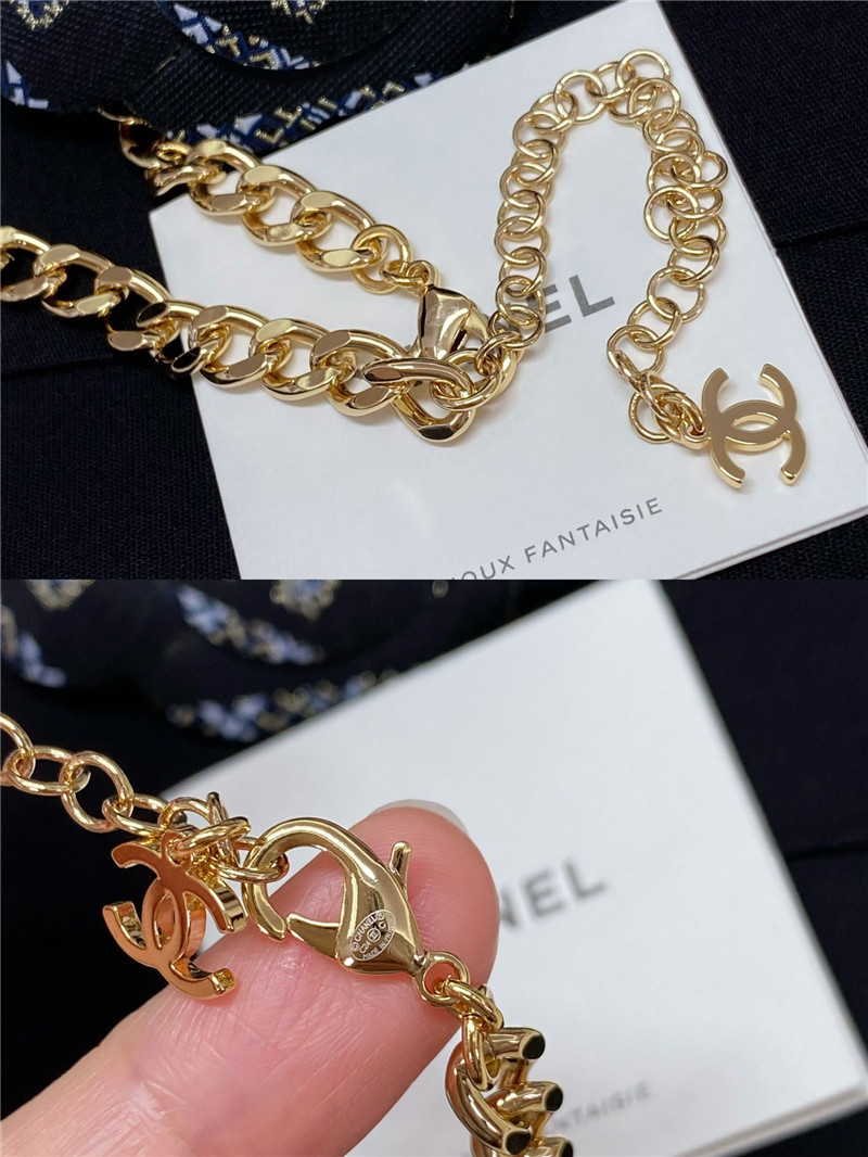 Ch**el letter roller skates waist chain