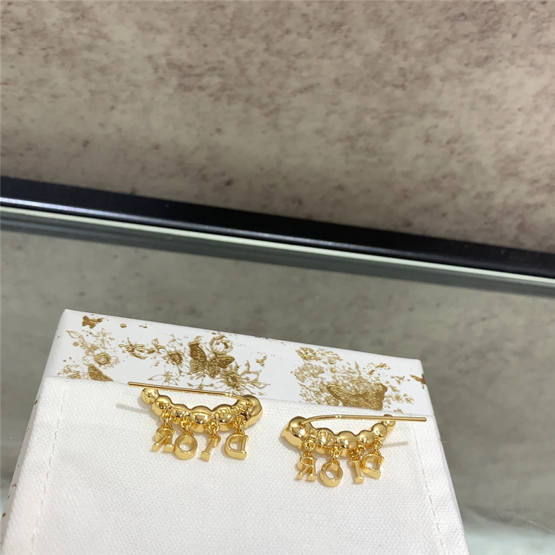 D10r left and right letter earrings