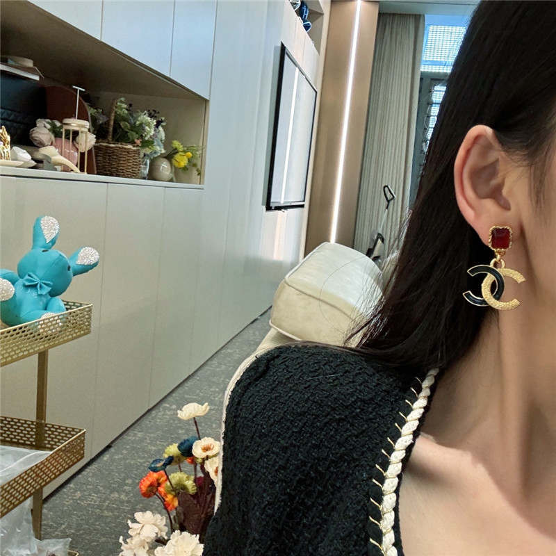 Chanel red diamond gold edge lava earrings