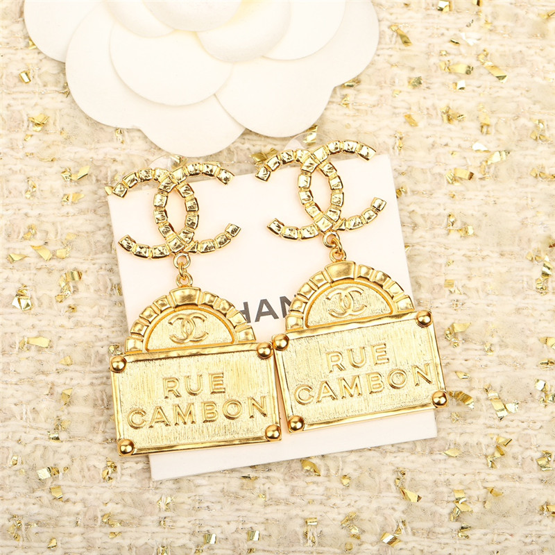 Ch**el handmade kangpeng earrings