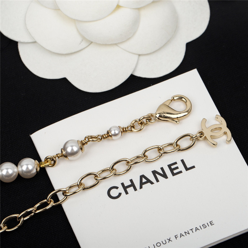 Chanel pearl letter choker necklace