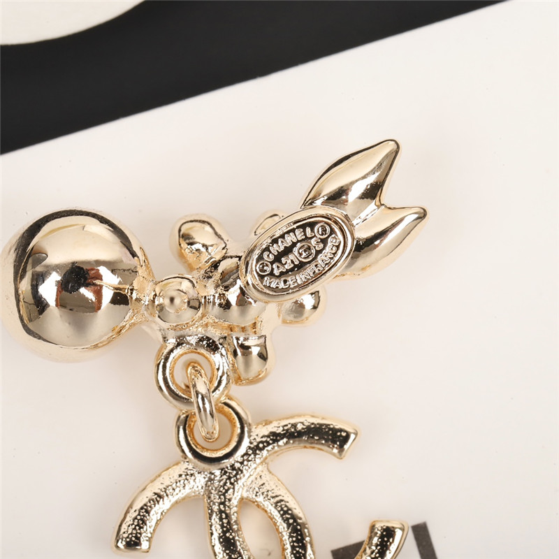 Chanel small flower leaf hanging double C earrings