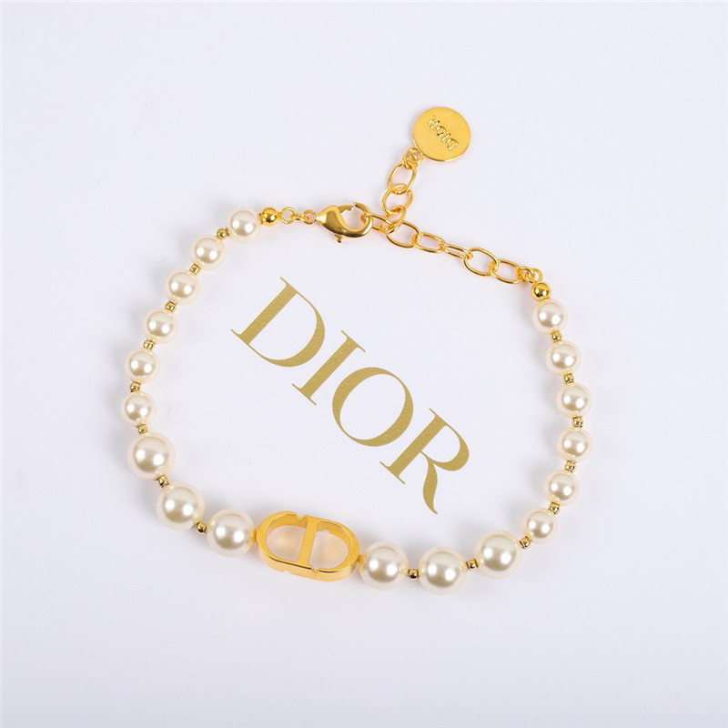dior pearl bracelet