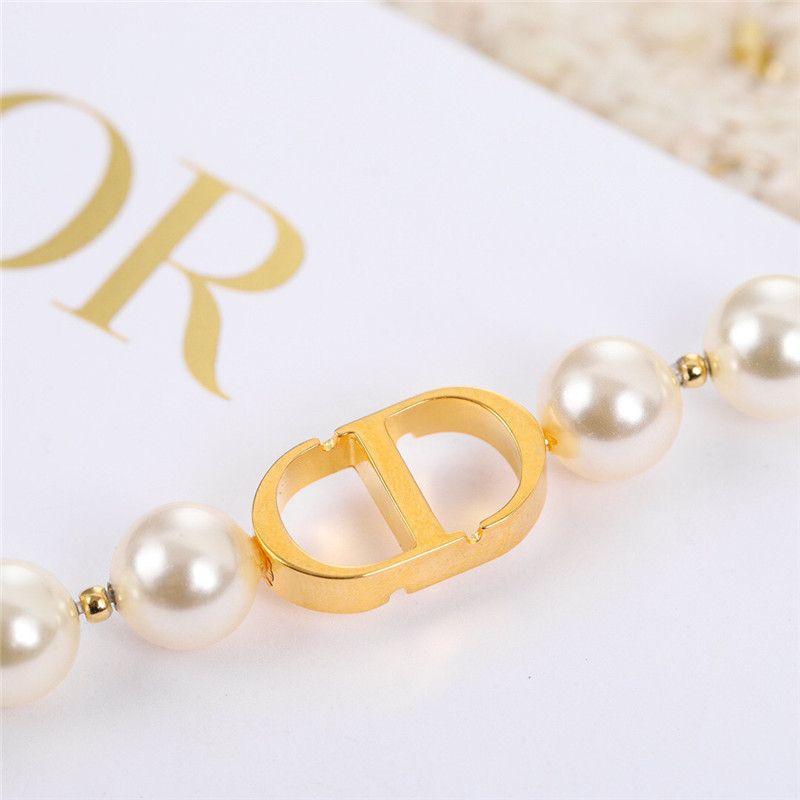 dior pearl bracelet