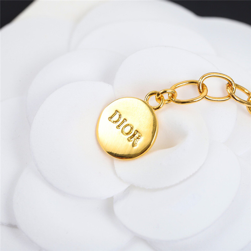 dior pearl bracelet