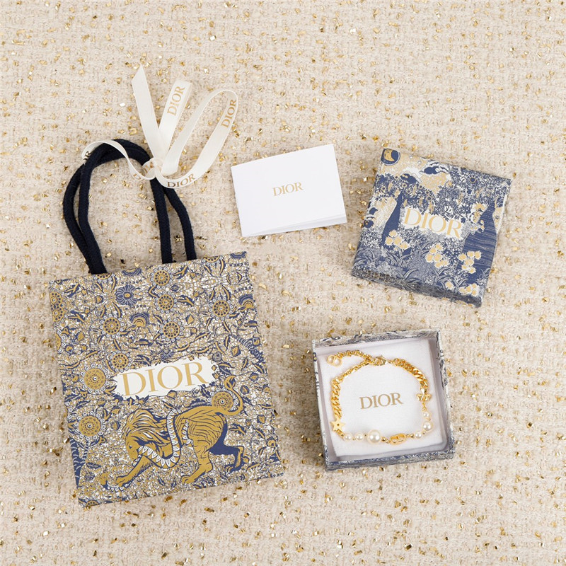 dior pearl chain bracelet