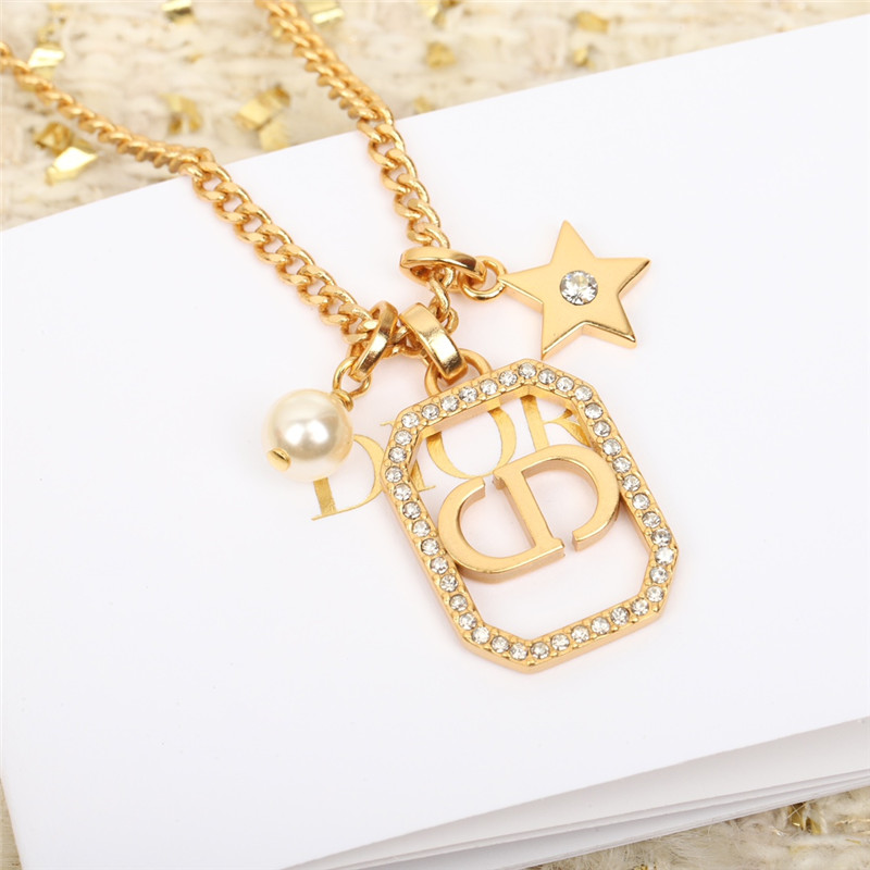 D10r chain choker necklace