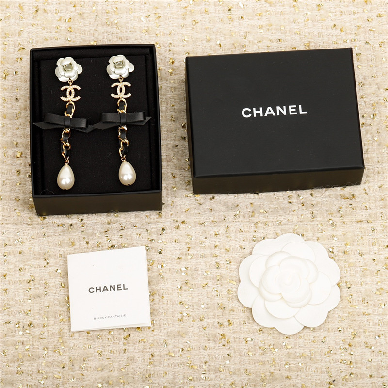 Chanel camellia series earrings