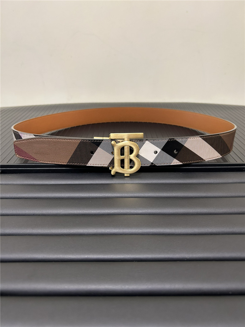 Burberry new belt