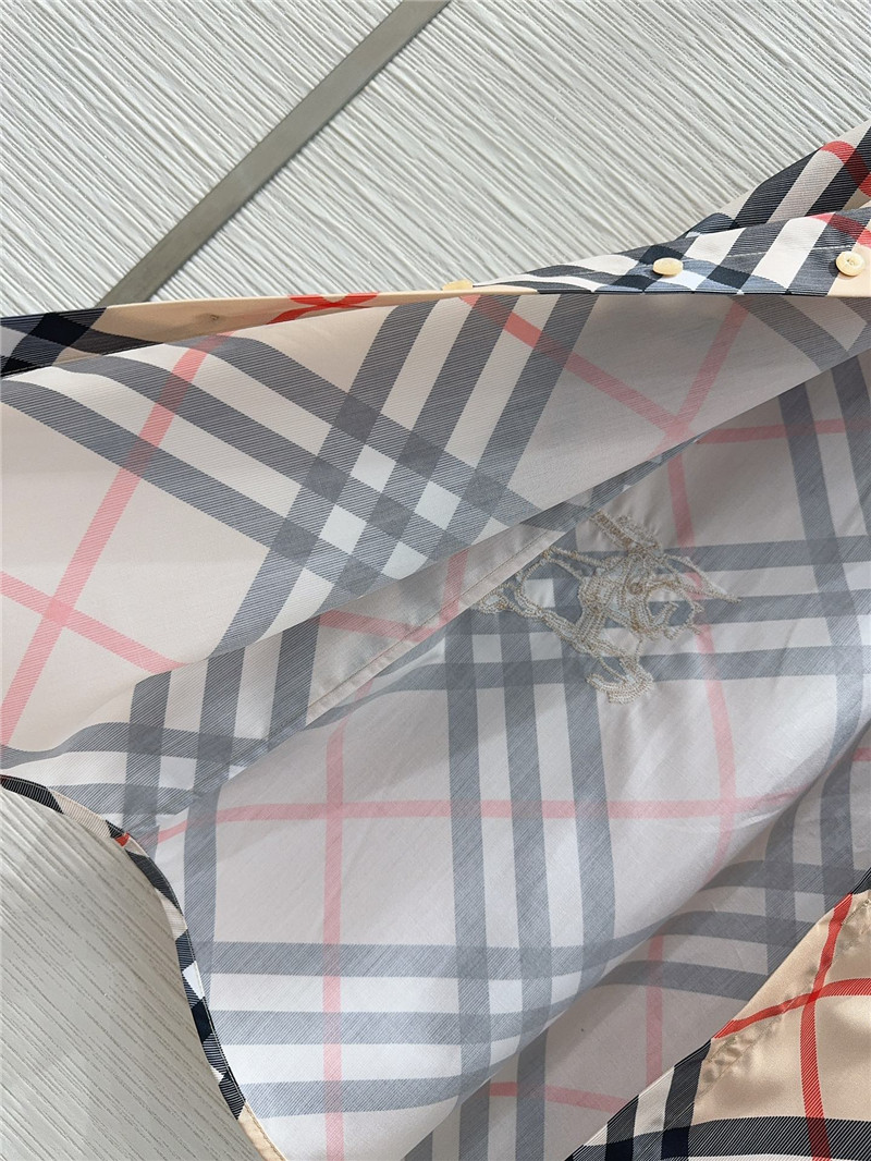 Bv*b*rry british style shirt suit replica d&g clothing