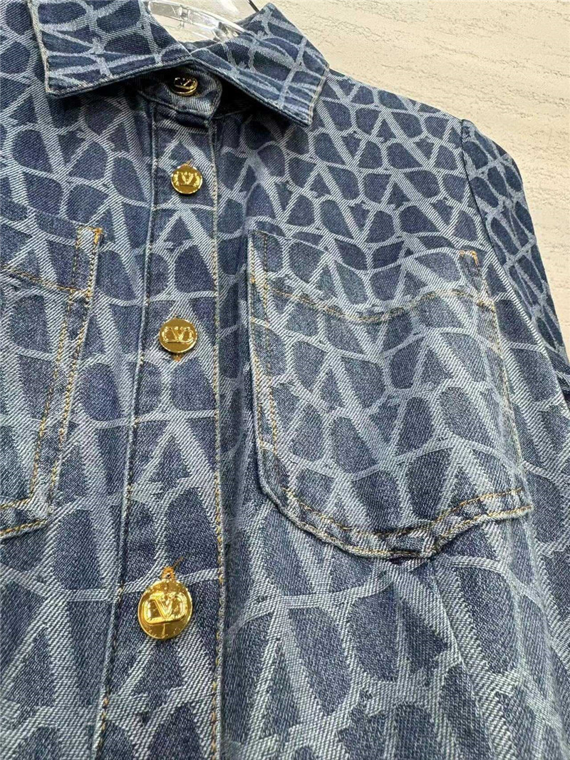 Va1e*ntin0 full skirt replica designer clothing websites