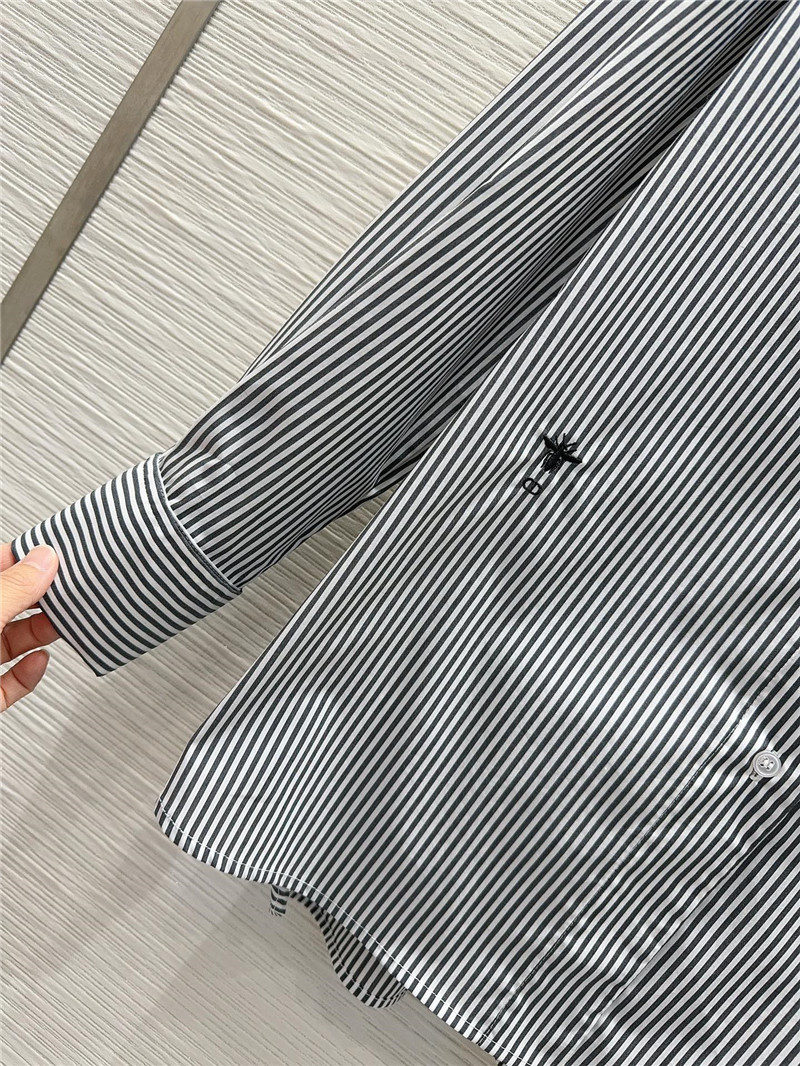 D10r striped off-shoulder shirt replica designer clothes