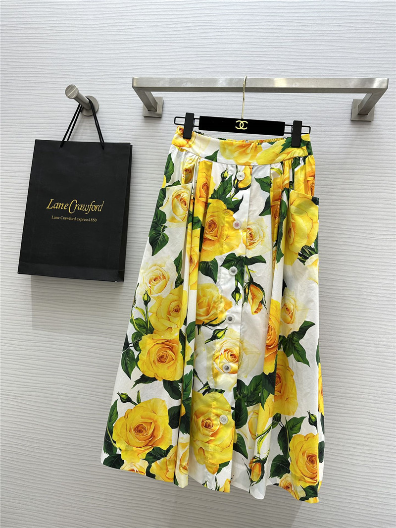 Dolce & Gabbana d&g rose skirt replica clothes