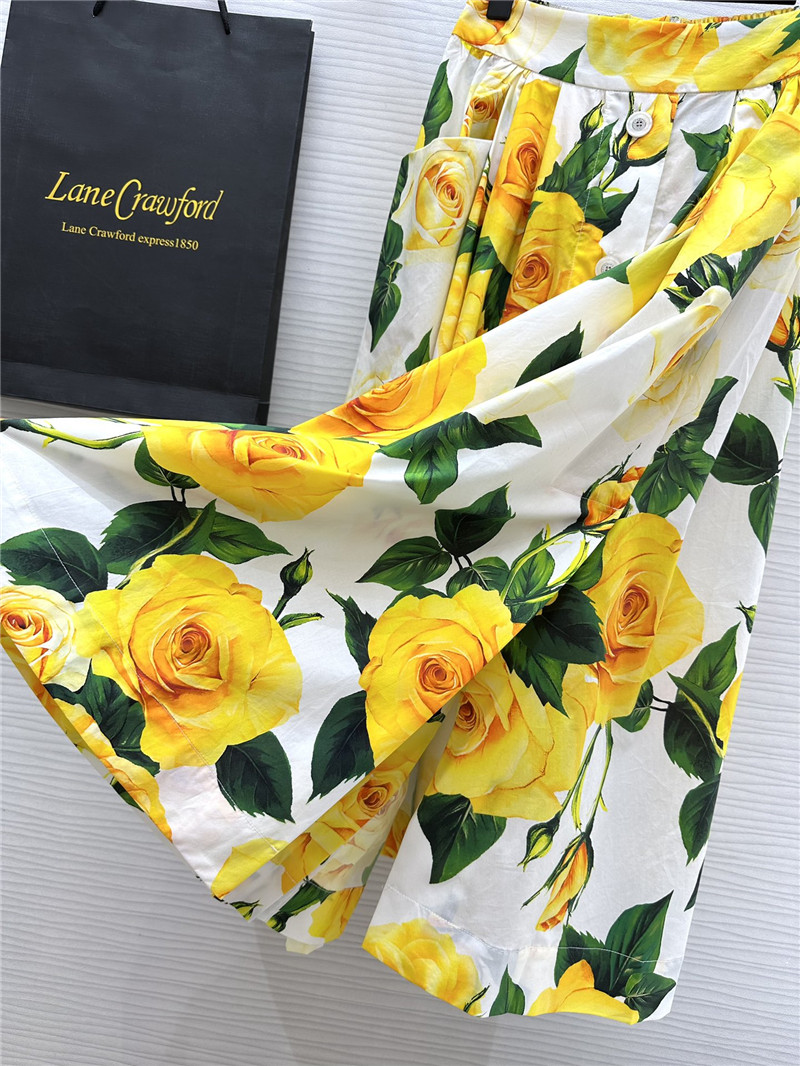 Dolce & Gabbana d&g rose skirt replica clothes