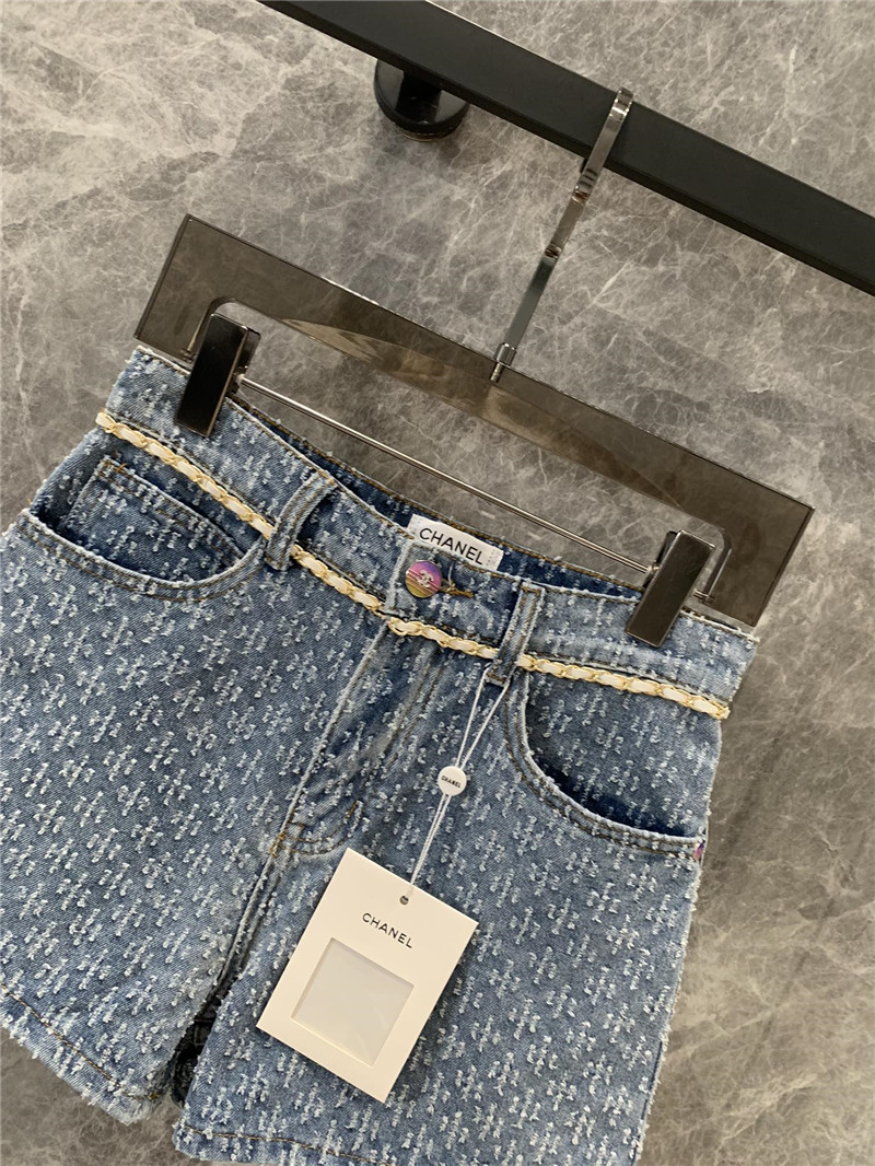 Ch**el back pocket logo denim shorts replica clothes